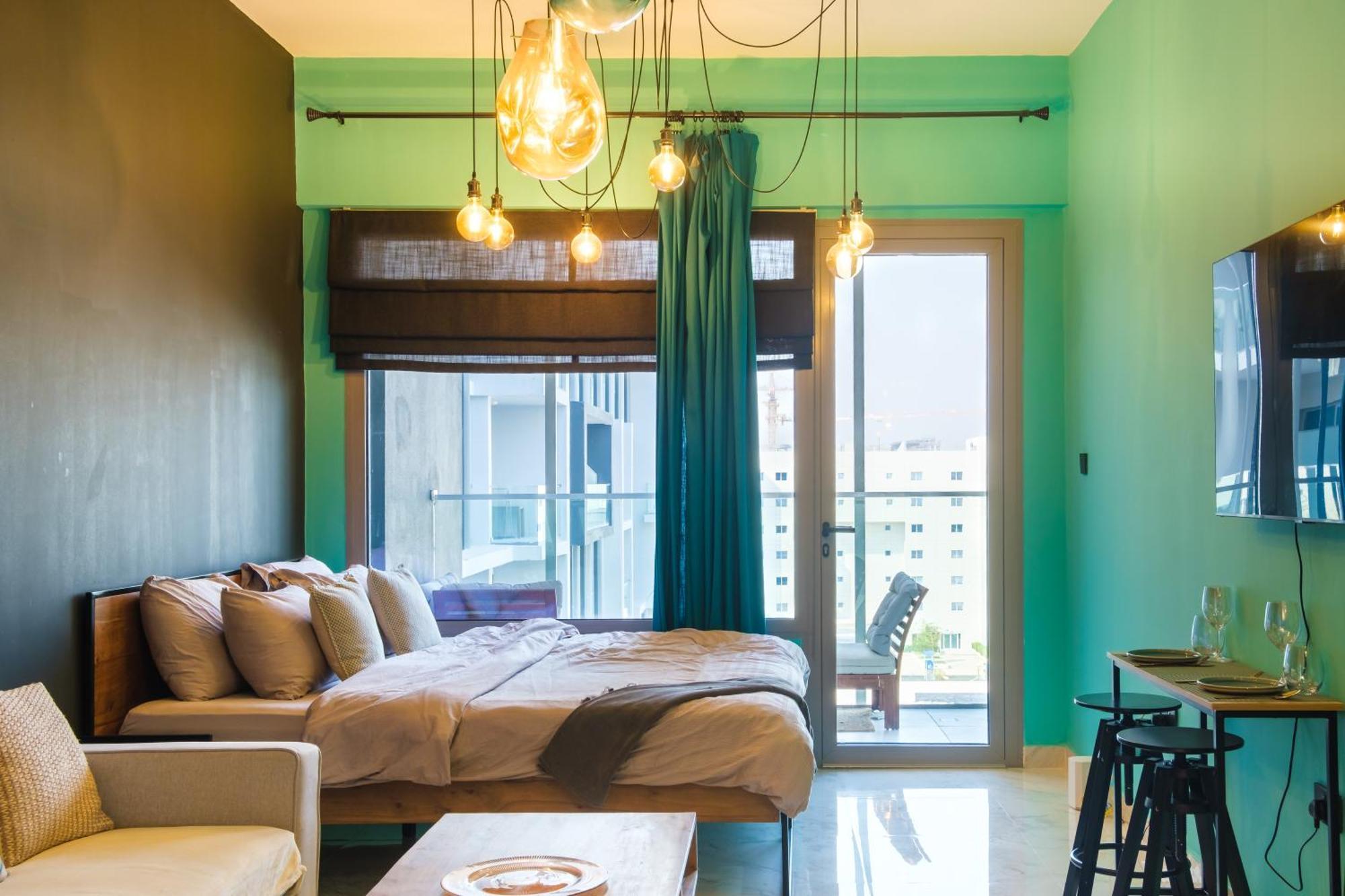 Industrial Chic Retreat Apartment Al Qurayyah Exterior photo